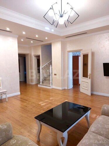 Продаётся 8-комн. дом/дача 750 м², Астара р., photo 1 from 21