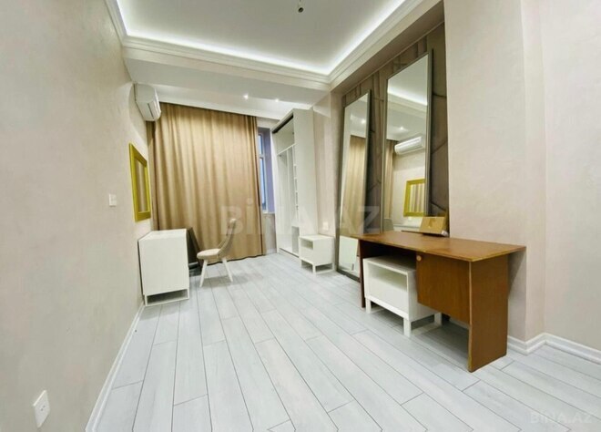 Satılır 3 otaqlı yeni tikili 130 m², İnşaatçılar m., photo 7 from 12