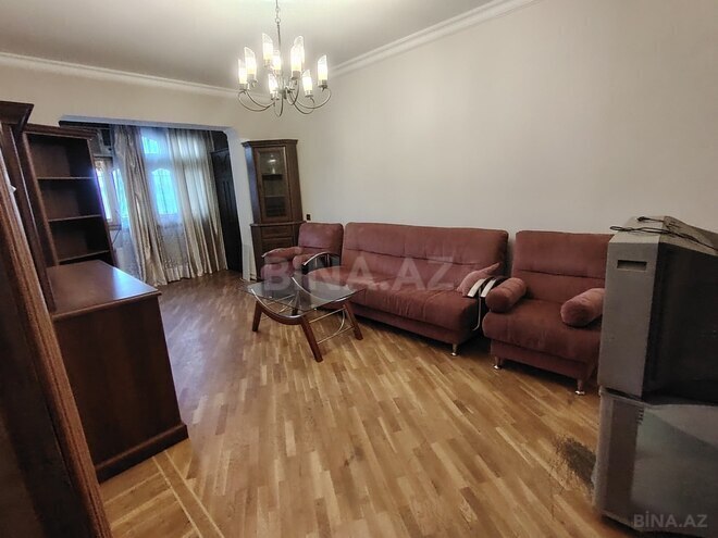 İcarəyə verilir 2 otaqlı köhnə tikili 60 m², Azadlıq Prospekti m., photo 3 from 10