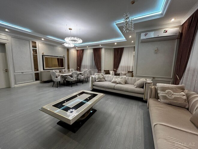 İcarəyə verilir 3 otaqlı yeni tikili 185 m², 28 May m., photo 1 from 22