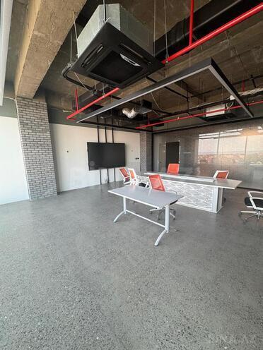 Сдаётся 5-комн. офис 370 м², Хатаинский р., photo 1 from 26