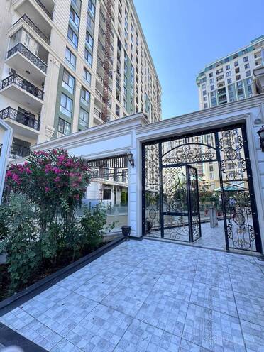 Продаётся 3-комн. новостройка 120 м², Наримановский  р., photo 1 from 27