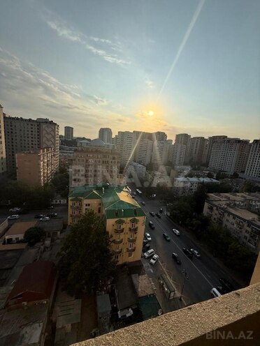 Продаётся 2-комн. новостройка 110 м², м. Элмляр Академиясы, photo 7 from 12