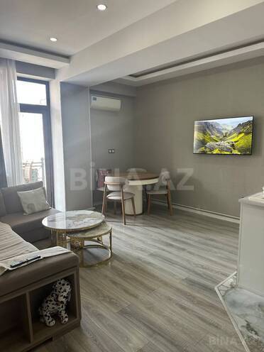 Сдаётся 3-комн. новостройка 115 м², Насиминский  р., photo 1 from 13