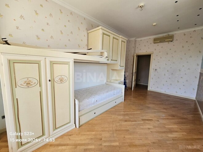 Продаётся 3-комн. новостройка 135 м², м. Низами, photo 12 from 30