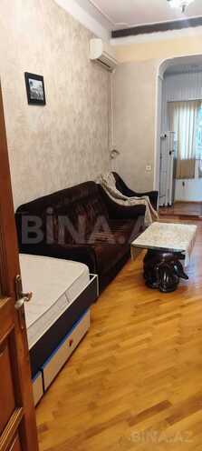 İcarəyə verilir 2 otaqlı köhnə tikili 68 m², Elmlər Akademiyası m., photo 15 from 26