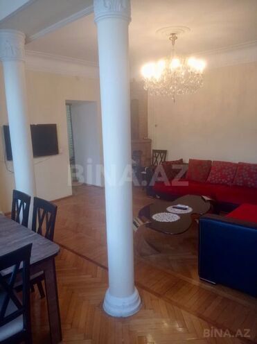 Satılır 4 otaqlı köhnə tikili 112 m², Gənclik m., photo 4 from 12