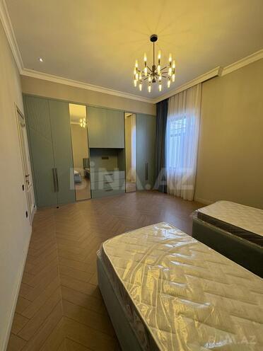 Satılır 4 otaqlı həyət evi/bağ evi 220 m², Şüvəlan q., photo 1 from 26