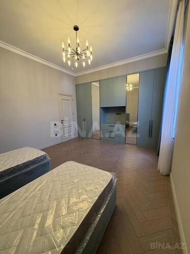 Satılır 4 otaqlı həyət evi/bağ evi 220 m², Şüvəlan q., photo 18 from 26