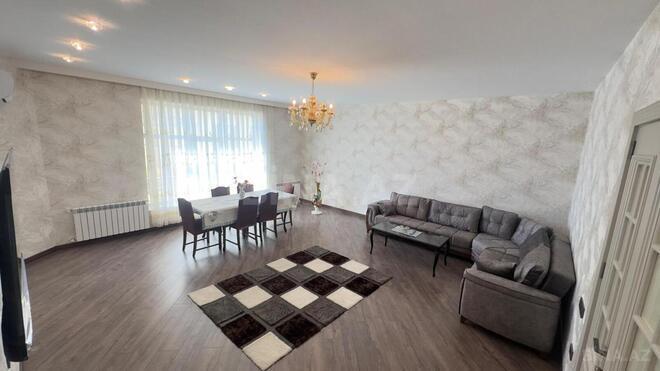 Сдаётся 4-комн. новостройка 145 м², Насиминский  р., photo 1 from 27
