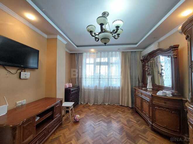 Сдаётся 2-комн. вторичка 50 м², м. Элмляр Академиясы, photo 1 from 13