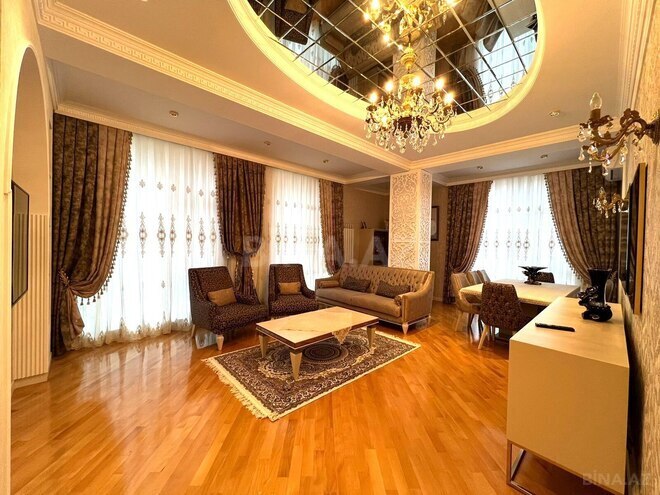 Продаётся 3-комн. новостройка 130 м², м. Гянджлик, photo 1 from 17