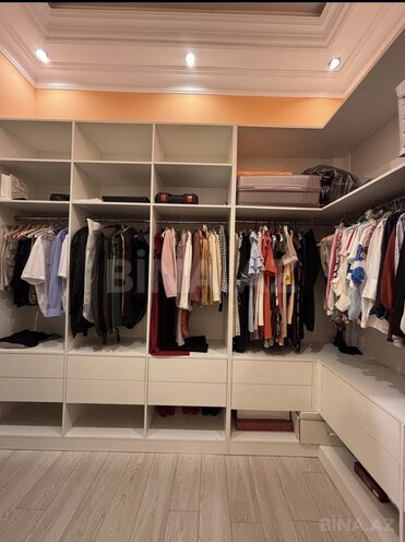 Satılır 3 otaqlı köhnə tikili 120 m², 28 May m., photo 16 from 17
