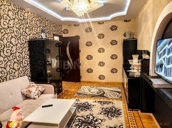 Продаётся 3-комн. вторичка 95 м², Бинагадинский р., photo 4 from 13