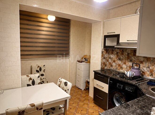 Продаётся 3-комн. вторичка 95 м², Бинагадинский р., photo 11 from 13