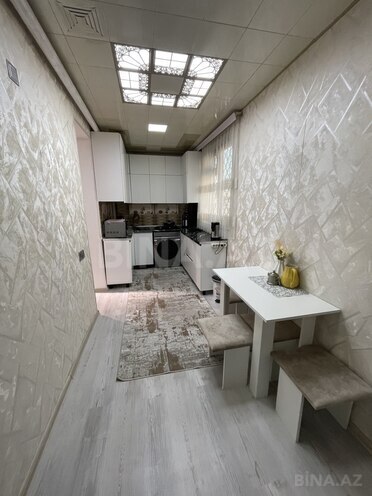 Satılır 4 otaqlı köhnə tikili 60 m², Bakıxanov q., photo 10 from 17