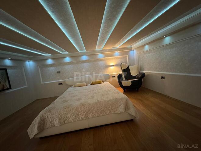 Satılır 2 otaqlı köhnə tikili 65 m², Sahil m., photo 12 from 32