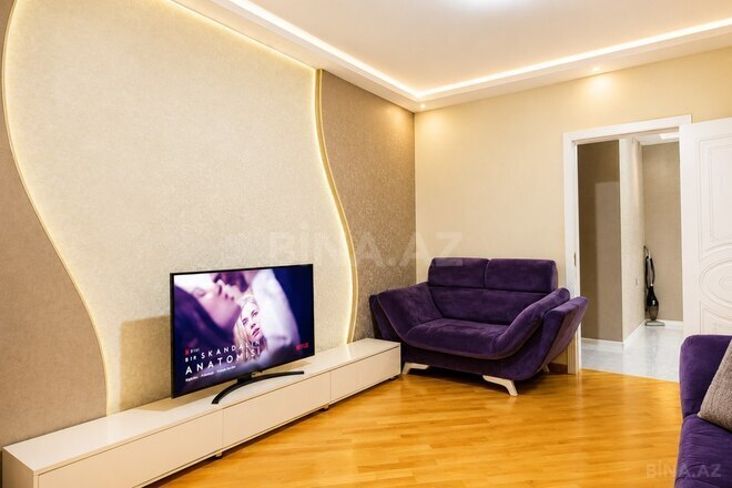 İcarəyə verilir 4 otaqlı yeni tikili 100 m², 8 Noyabr m., photo 1 from 13