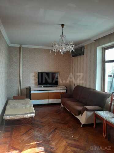 İcarəyə verilir 2 otaqlı köhnə tikili 51 m², İnşaatçılar m., photo 1 from 14