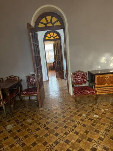 Satılır 4 otaqlı köhnə tikili 141 m², Nizami m., photo 23 from 28