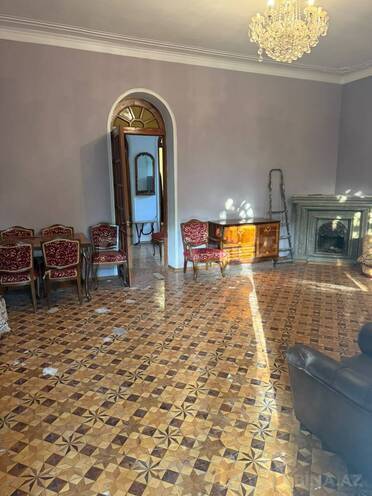 Satılır 4 otaqlı köhnə tikili 141 m², Nizami m., photo 19 from 28