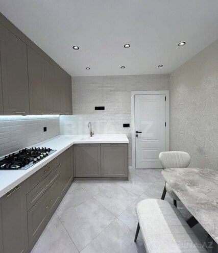 Satılır 2 otaqlı köhnə tikili 65 m², Azadlıq Prospekti m., photo 9 from 13