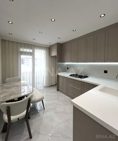 Satılır 2 otaqlı köhnə tikili 65 m², Azadlıq Prospekti m., photo 8 from 13