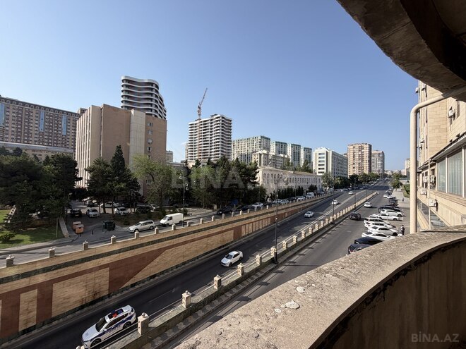 Satılır 4 otaqlı yeni tikili 263.5 m², Gənclik m., photo 16 from 17