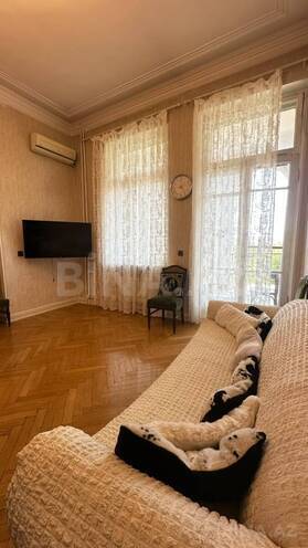 İcarəyə verilir 3 otaqlı köhnə tikili 130 m², Sahil m., photo 3 from 19