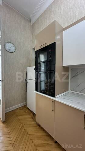 İcarəyə verilir 3 otaqlı köhnə tikili 130 m², Sahil m., photo 12 from 19