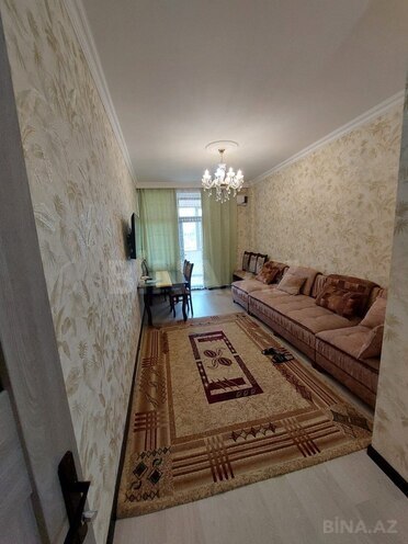 Сдаётся 2-комн. новостройка 70 м², м. Кара Караев, photo 1 from 11