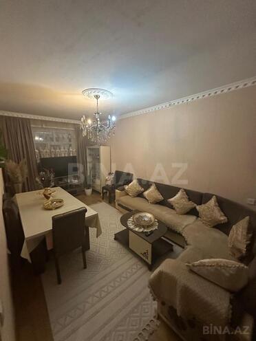 Satılır 3 otaqlı köhnə tikili 96 m², Hövsan q., photo 1 from 13