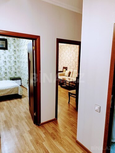 Сдаётся 2-комн. новостройка 63 м², м. Нефтчиляр, photo 10 from 13