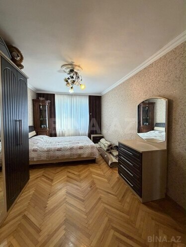 Satılır 3 otaqlı köhnə tikili 70 m², Neftçilər m., photo 3 from 14
