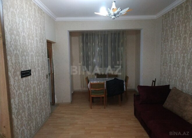 Сдаётся 3-комн. вторичка 80 м², м. 20 января, photo 1 from 16