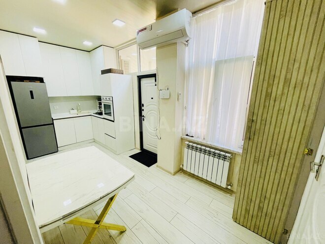 Продаётся 2-комн. вторичка 60 м², м. Сахил, photo 10 from 13