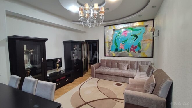 Сдаётся 2-комн. новостройка 60 м², м. Иншаатчылар, photo 1 from 10