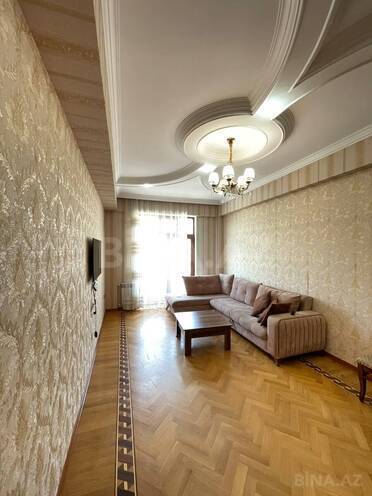 Сдаётся 3-комн. новостройка 100 м², м. Нариман Нариманов, photo 1 from 21