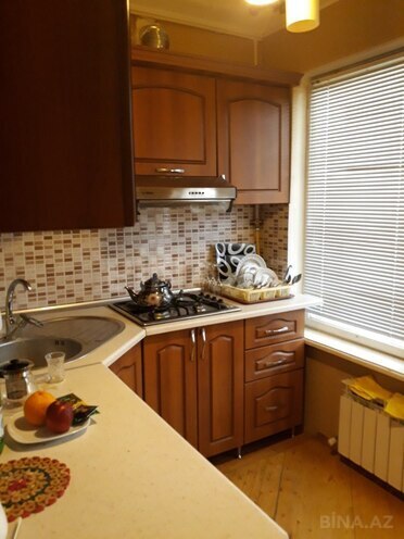 Сдаётся 2-комн. вторичка 60 м², м. Элмляр Академиясы, photo 4 from 8