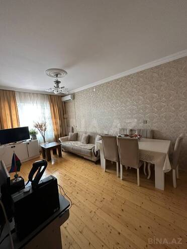 Satılır 2 otaqlı köhnə tikili 60 m², Əhmədli q., photo 1 from 12