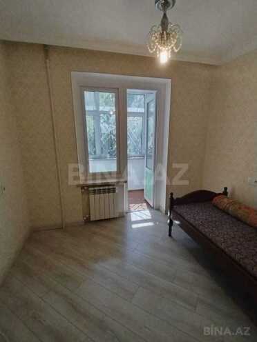 Satılır 2 otaqlı köhnə tikili 65 m², Həzi Aslanov m., photo 1 from 20