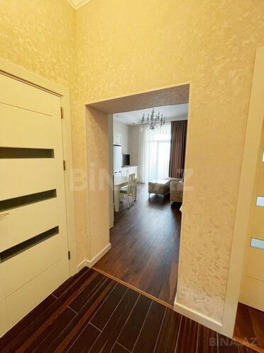 Сдаётся 2-комн. новостройка 92 м², м. Низами, photo 13 from 18
