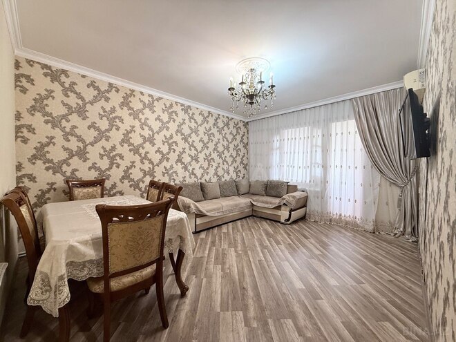 Продаётся 3-комн. вторичка 75 м², photo 1 from 17