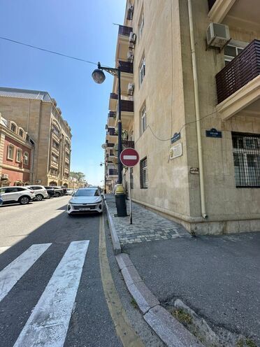 Продаётся 1-комн. вторичка 30 м², м. Ичеришехер, photo 8 from 25
