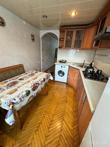 Satılır 2 otaqlı köhnə tikili 60 m², 28 May m., photo 12 from 15
