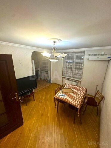 Satılır 4 otaqlı köhnə tikili 92 m², Xətai r., photo 3 from 10