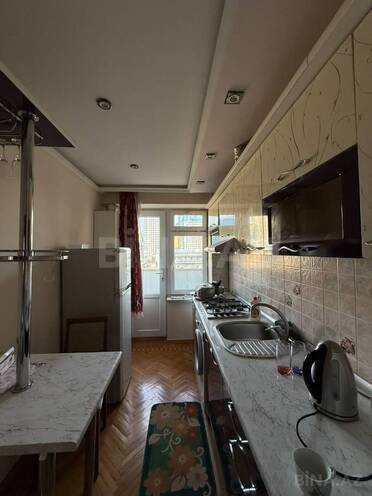 İcarəyə verilir 3 otaqlı köhnə tikili 85 m², 28 May m., photo 19 from 22