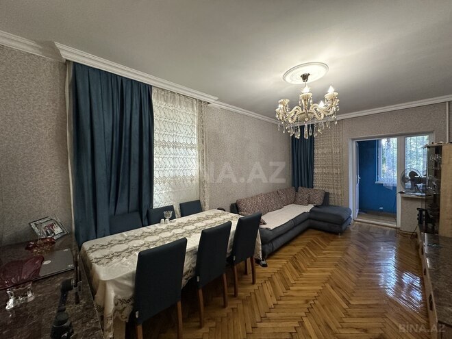 Satılır 2 otaqlı köhnə tikili 40 m², Xalqlar Dostluğu m., photo 3 from 9