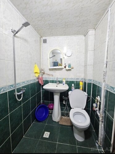 Продаётся 3-комн. вторичка 70 м², м. Элмляр Академиясы, photo 9 from 10