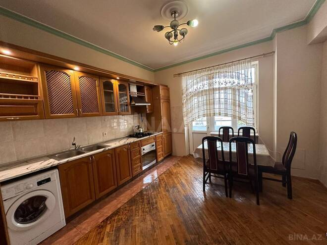İcarəyə verilir 3 otaqlı yeni tikili 130 m², 28 May m., photo 12 from 15
